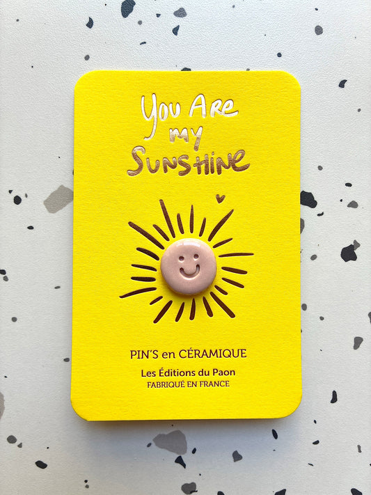 Pin’s en céramique smiley rose