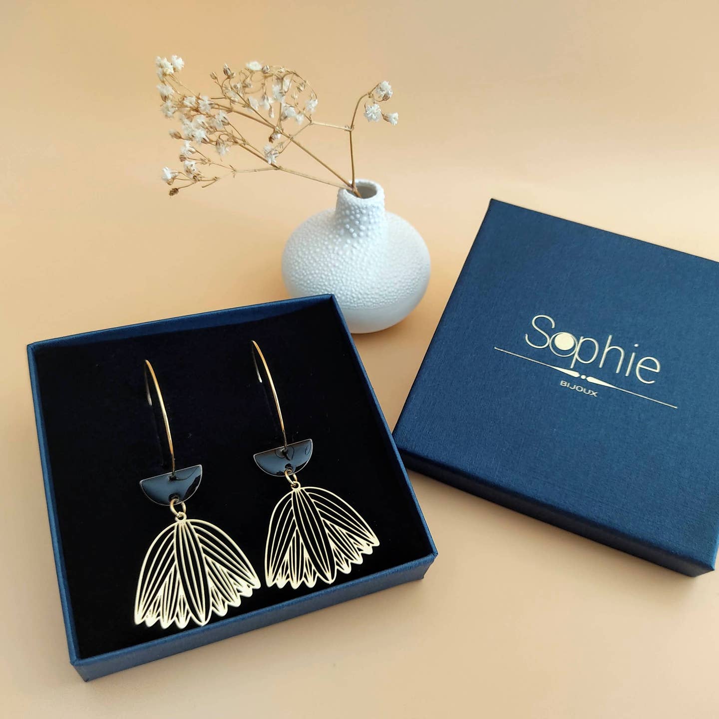Boucles d’oreilles La malicieuse noire