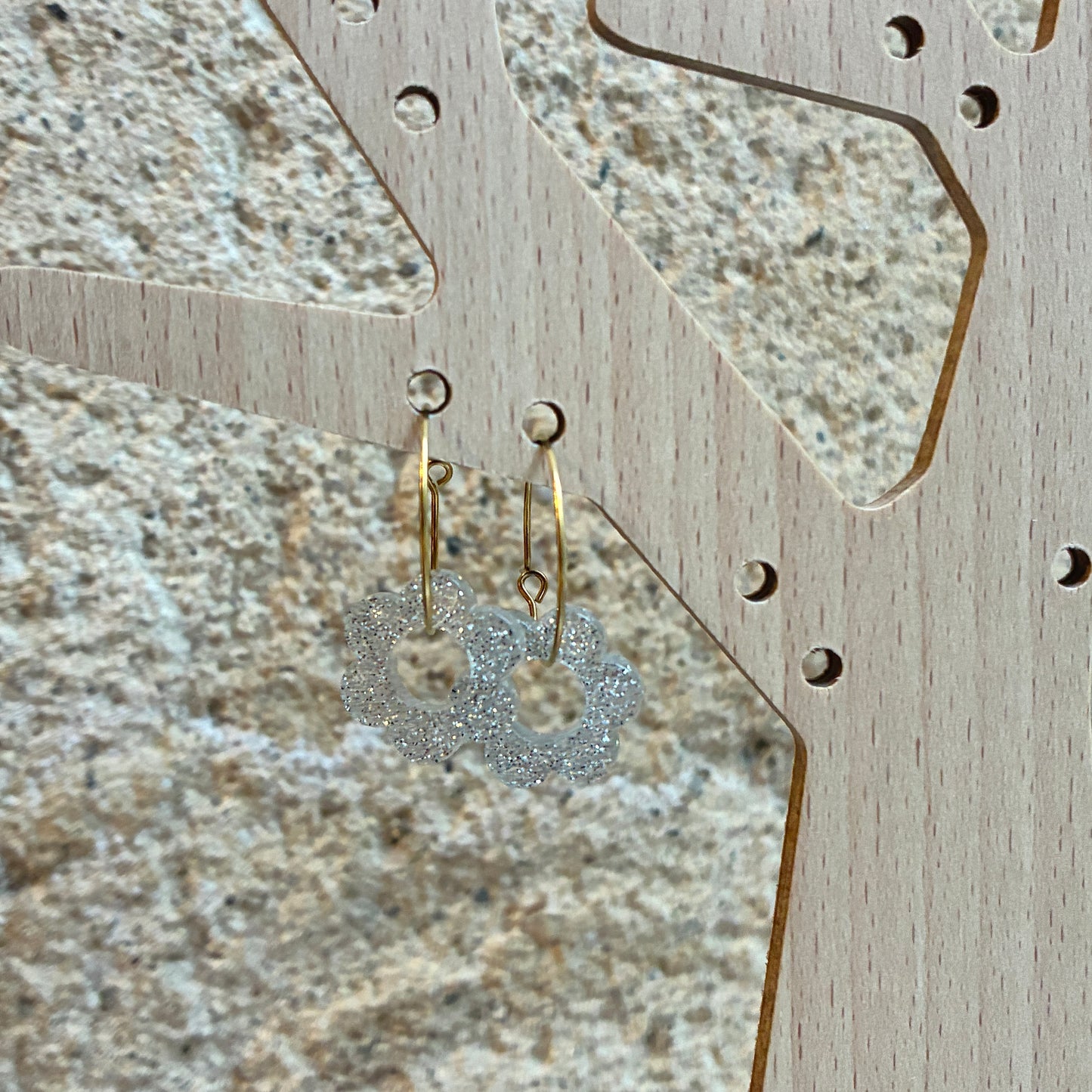 Boucles d’oreilles Flora blanc pailleté