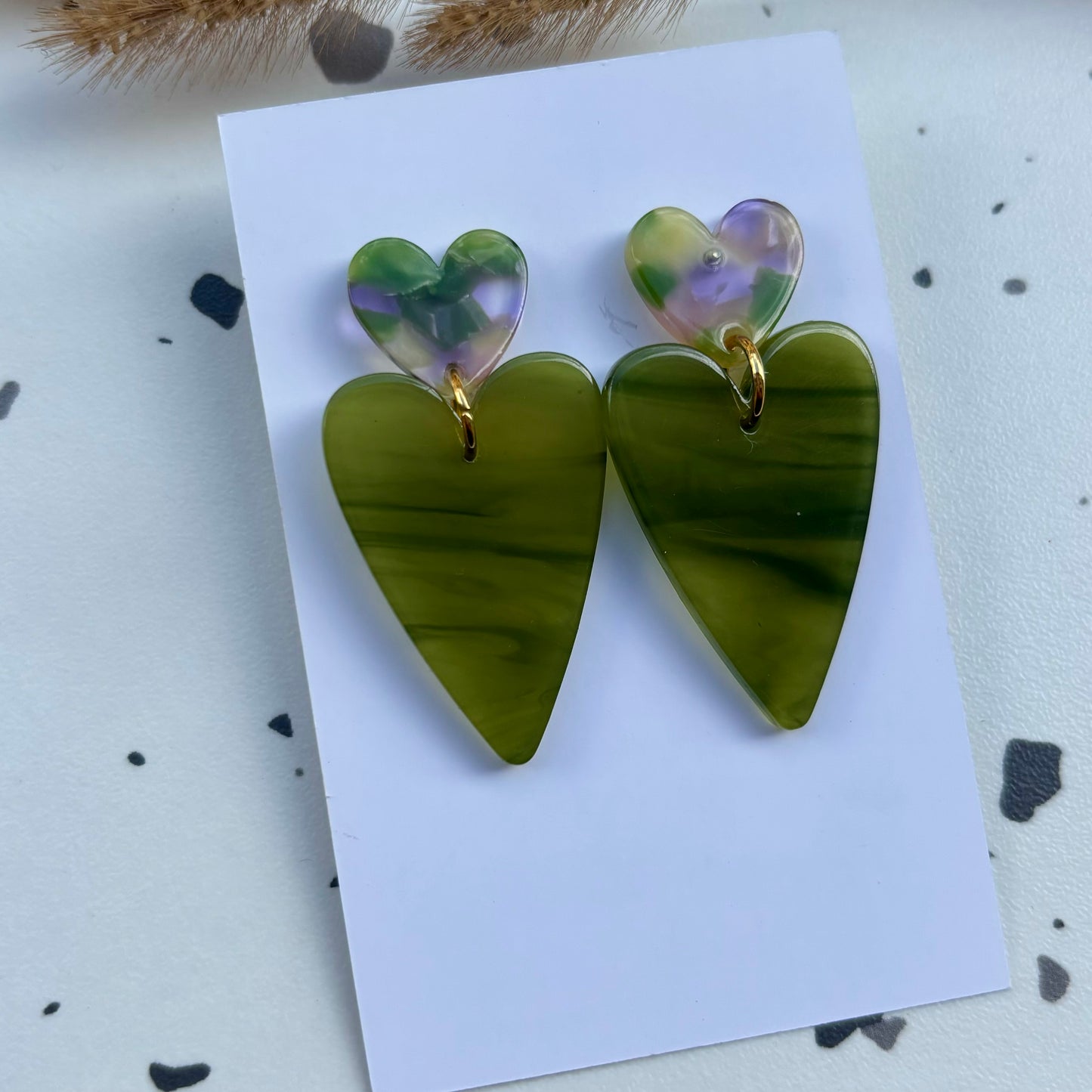 Boucles d’oreilles Céleste kaki nacre