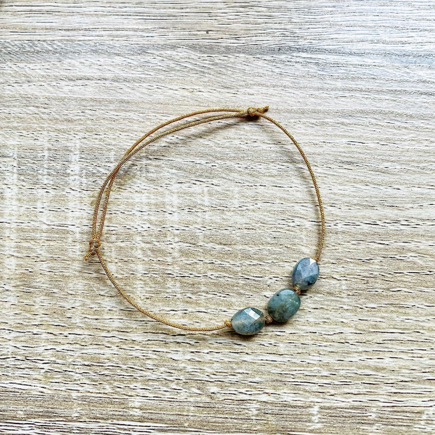 Bracelet doré Candy avec pierres semi-précieuses