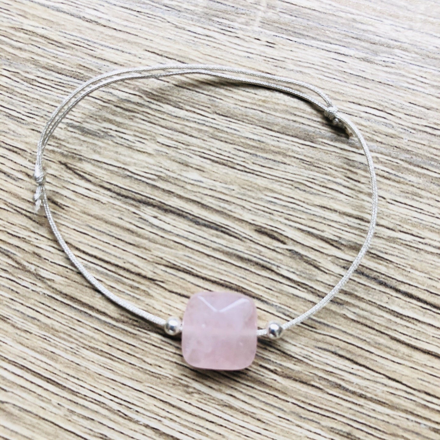 Bracelet Mia argenté avec pierres semi-précieuses