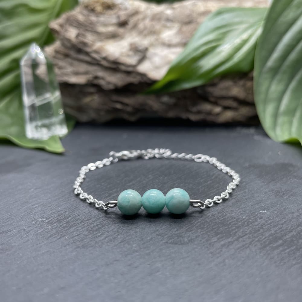 Bracelet argenté triperle avec pierres semi-précieuses