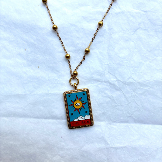 Collier médaillon soleil