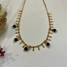 Charger l&#39;image dans la galerie, Collier Sakura onyx
