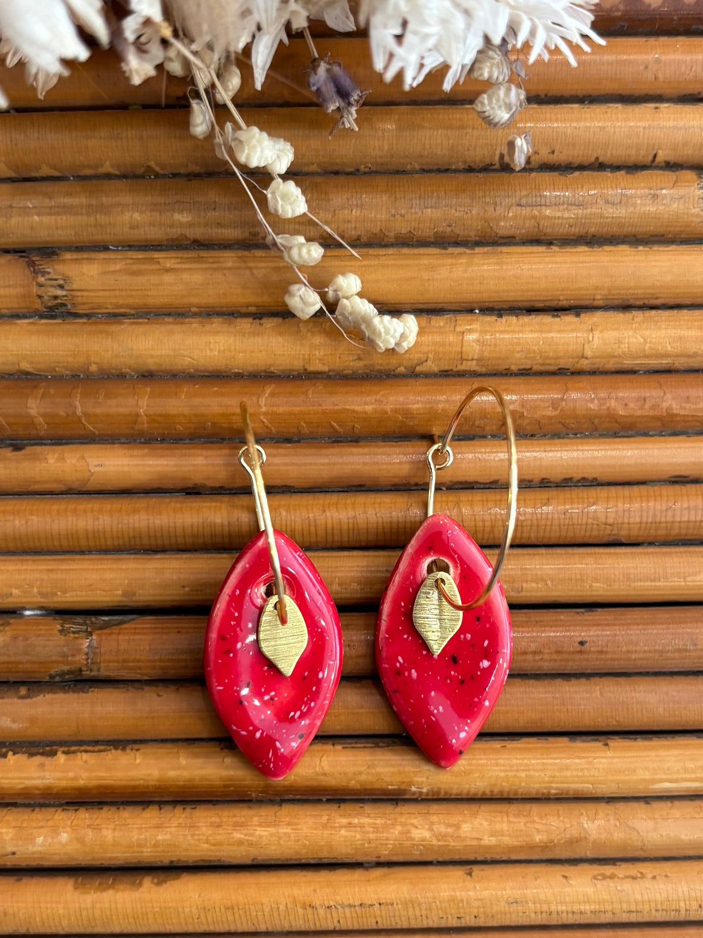 Boucles d'oreilles en céramique ovale rouge