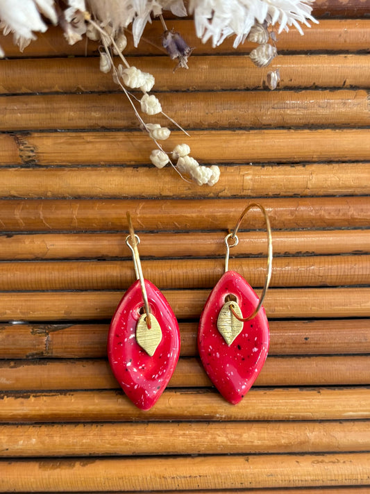 Boucles d'oreilles en céramique ovale rouge
