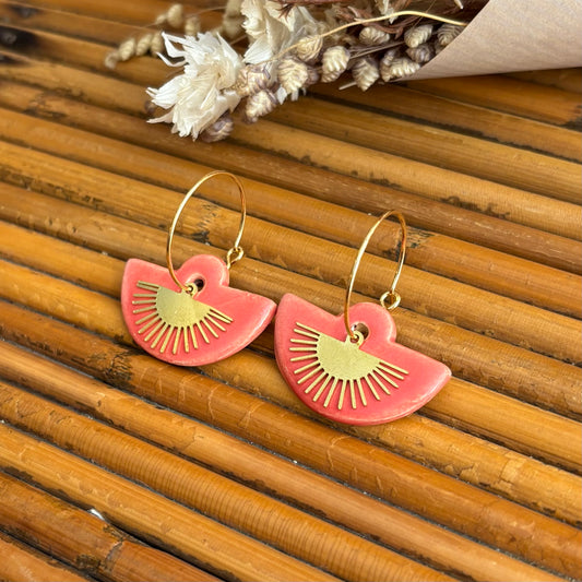 Boucles d'oreilles en céramique jupe rouge et éventail