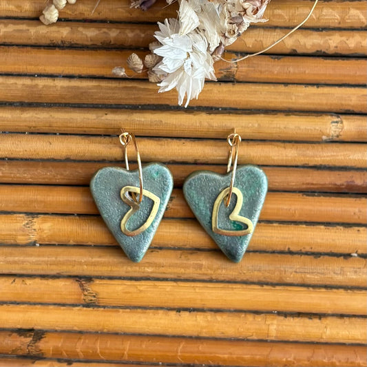 Boucles d'oreilles en céramique coeur vert