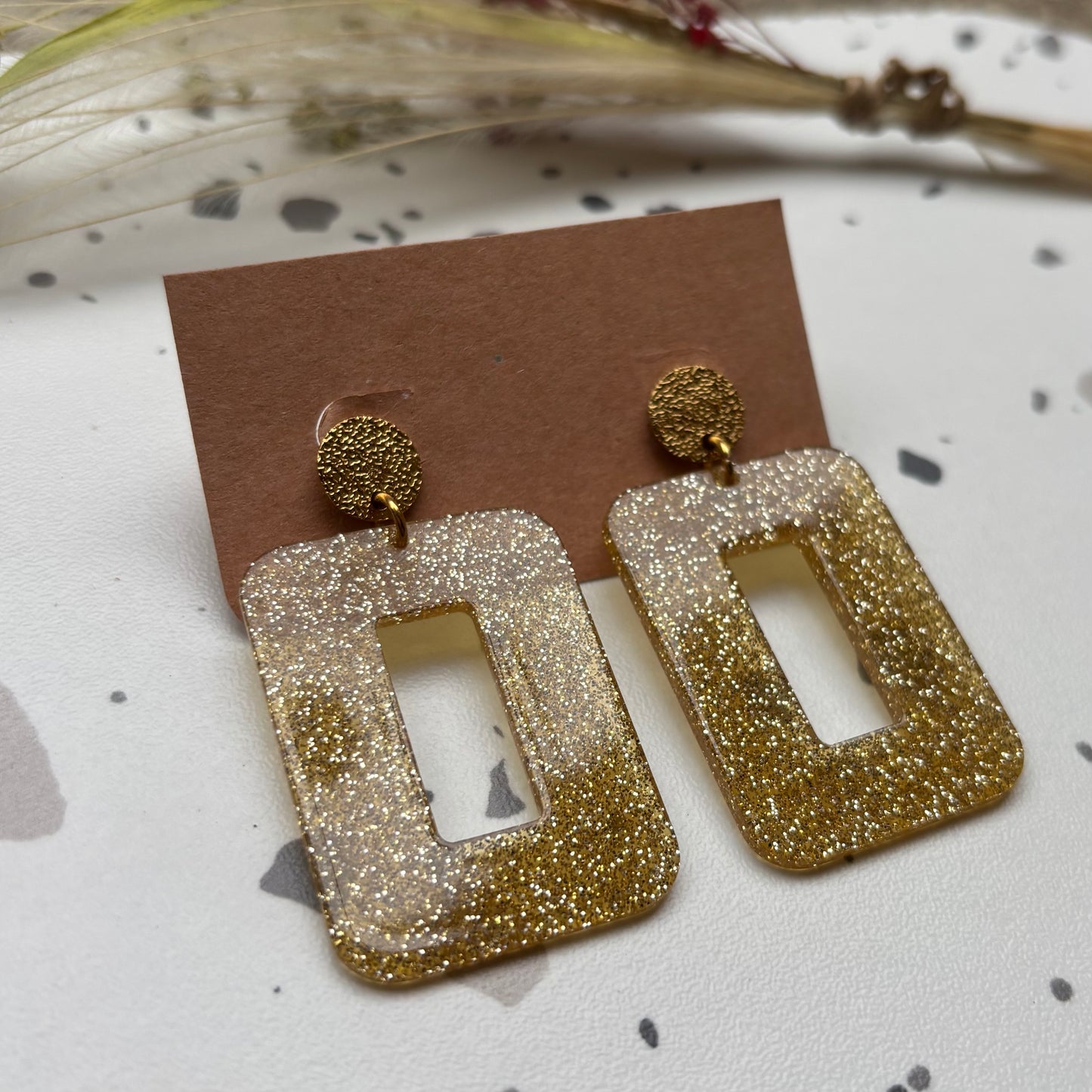 Boucles d’oreilles Carla dorées paillettées