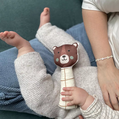 Hochet Ours Brun en gaz de coton à carreaux