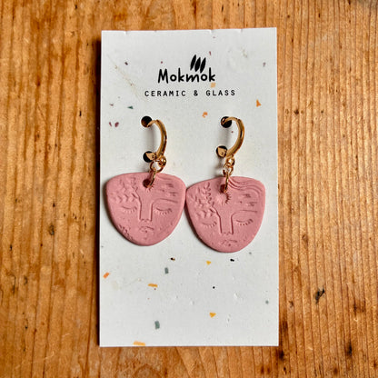 Boucles d'oreilles en céramique visage rose