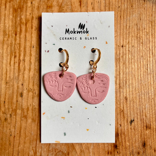 Boucles d'oreilles en céramique visage rose