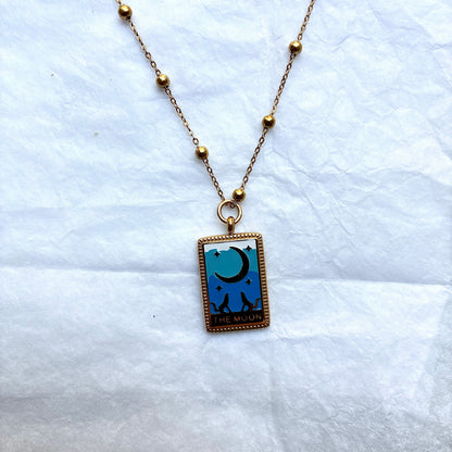 Collier médaillon lune