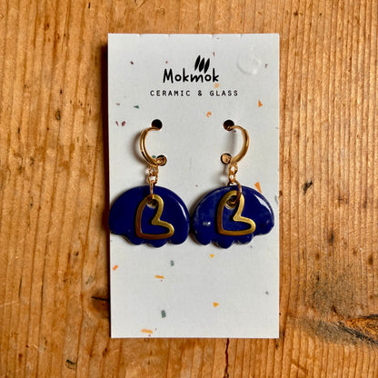 Boucles d'oreilles en céramique vagues bleu cœur
