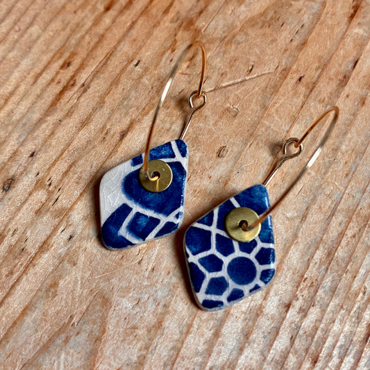 Boucles d'oreilles en céramique bicolore bleu beige