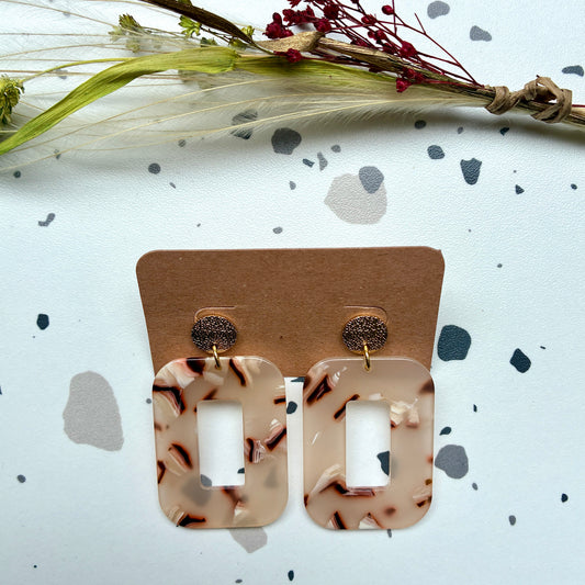 Boucles d’oreilles Carla beige et noir