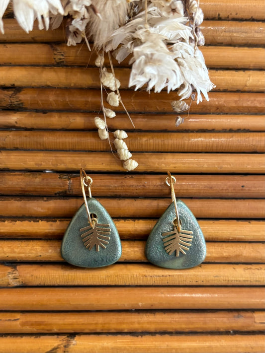 Boucles d'oreilles en céramique triangle vert brillant