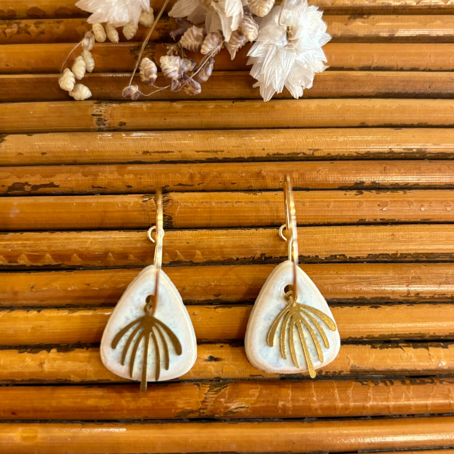 Boucles d'oreilles en céramique goutte tachetée