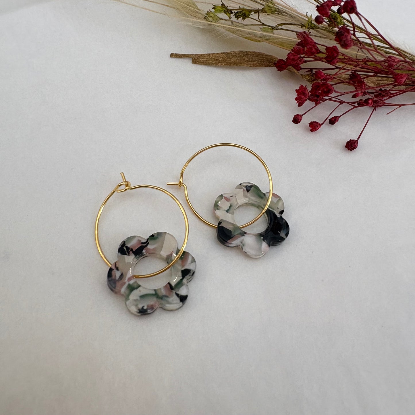 Boucles d’oreilles Flora asymétrique