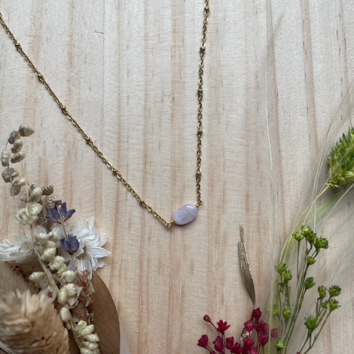 Collier Billie avec pierres semi-précieuses (au choix)