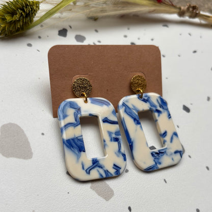Boucles d’oreilles Carla bleues et blanches