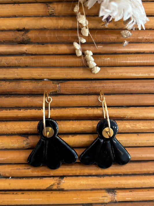 Boucles d'oreilles en céramique éventail noir