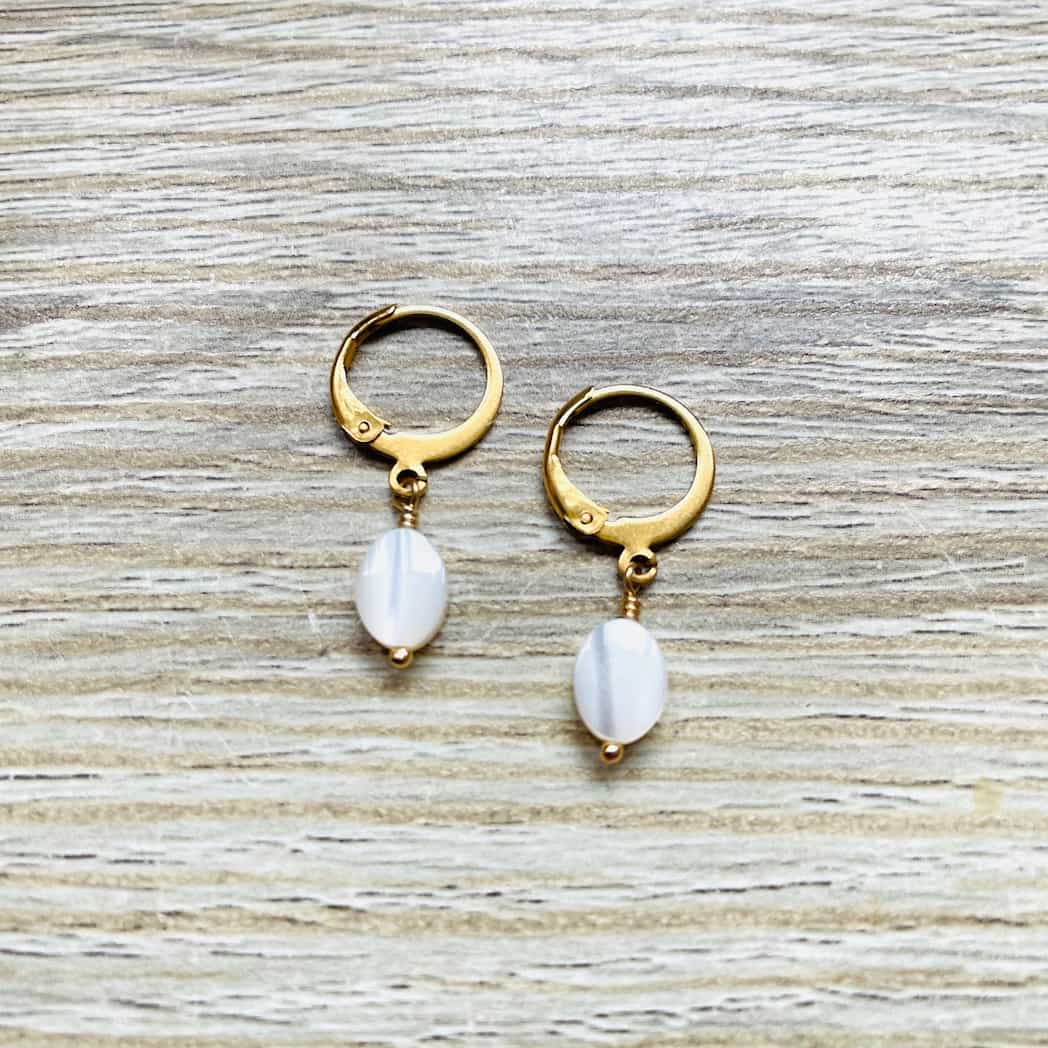 Créoles avec pierres semi-précieuses