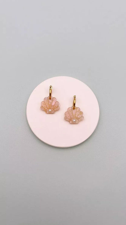 Boucles Créoles Coquillages Nacrés et Perle