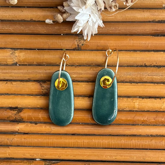 Boucles d'oreilles en céramique planche verte