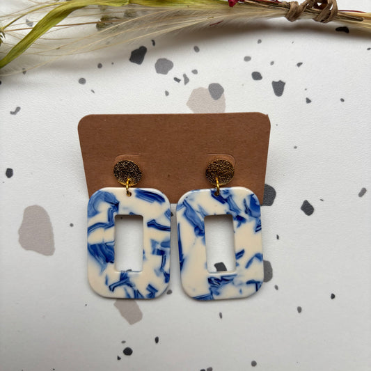 Boucles d’oreilles Carla bleues et blanches