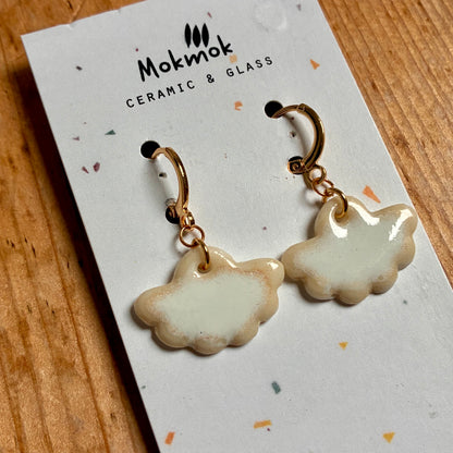 Boucles d'oreilles en céramique nuage blanc