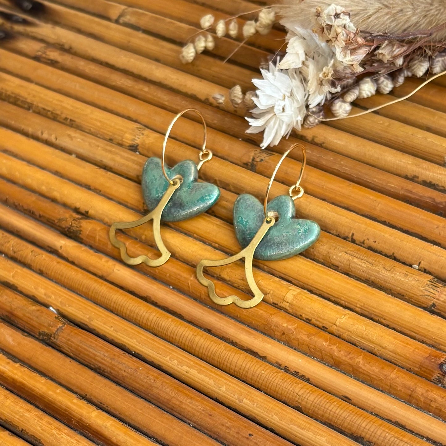 Boucles d'oreilles en céramique feuille verte et queue de poisson