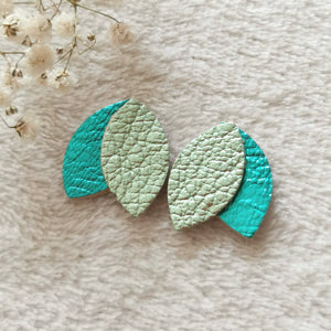 Boucles d'oreilles puces Pauline vert et bleu
