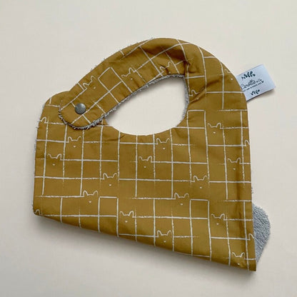 Bavoir Chat Camel