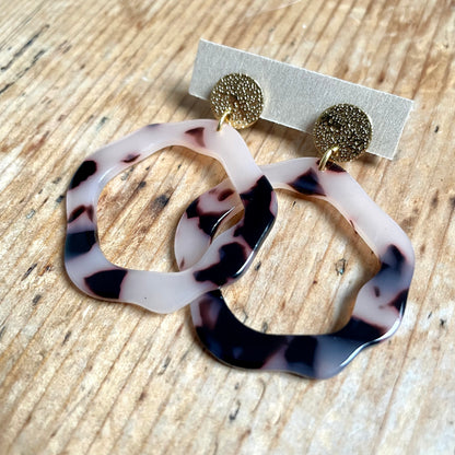 Boucles d’oreilles Adèle beige