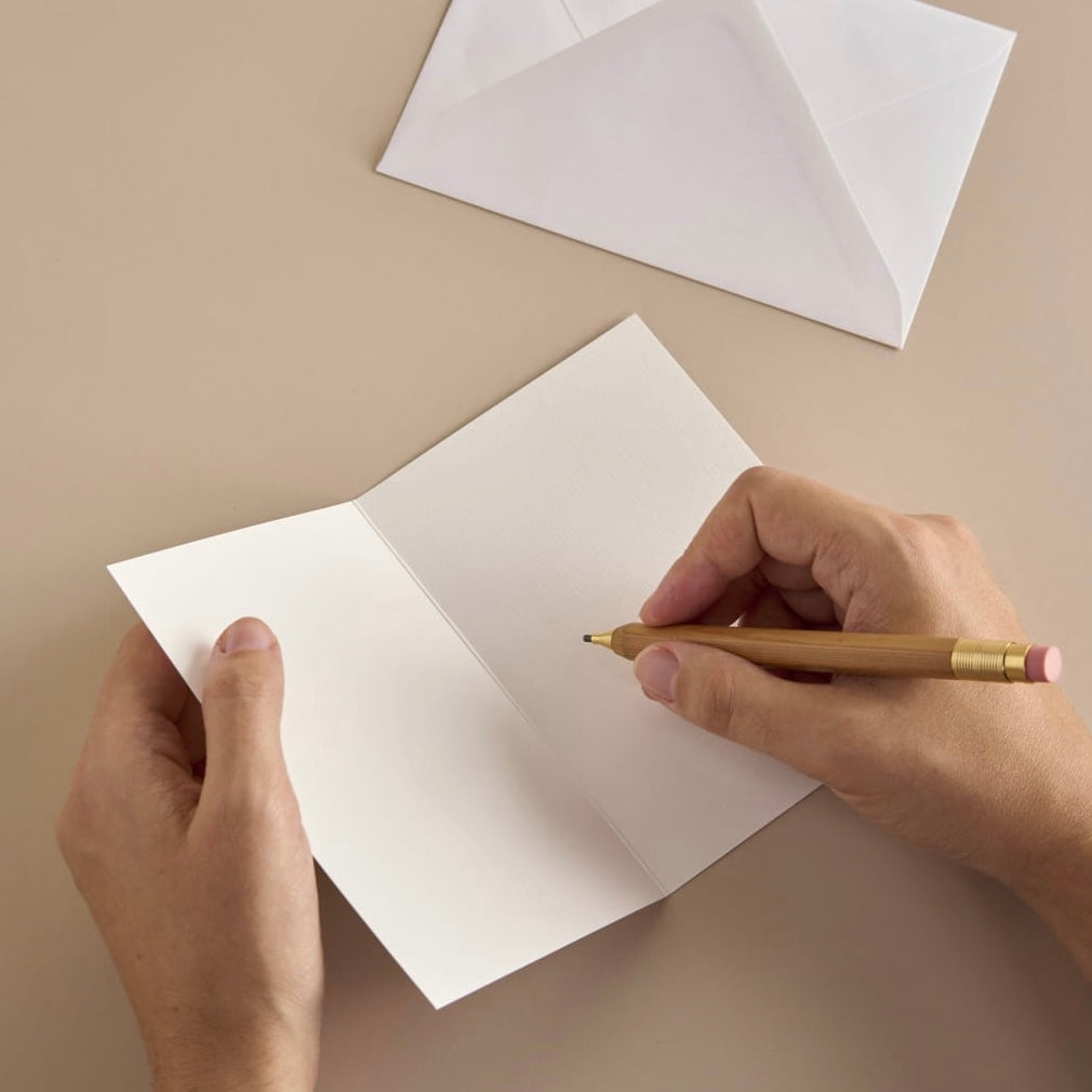 Carte double avec enveloppe - A la main "Merci"