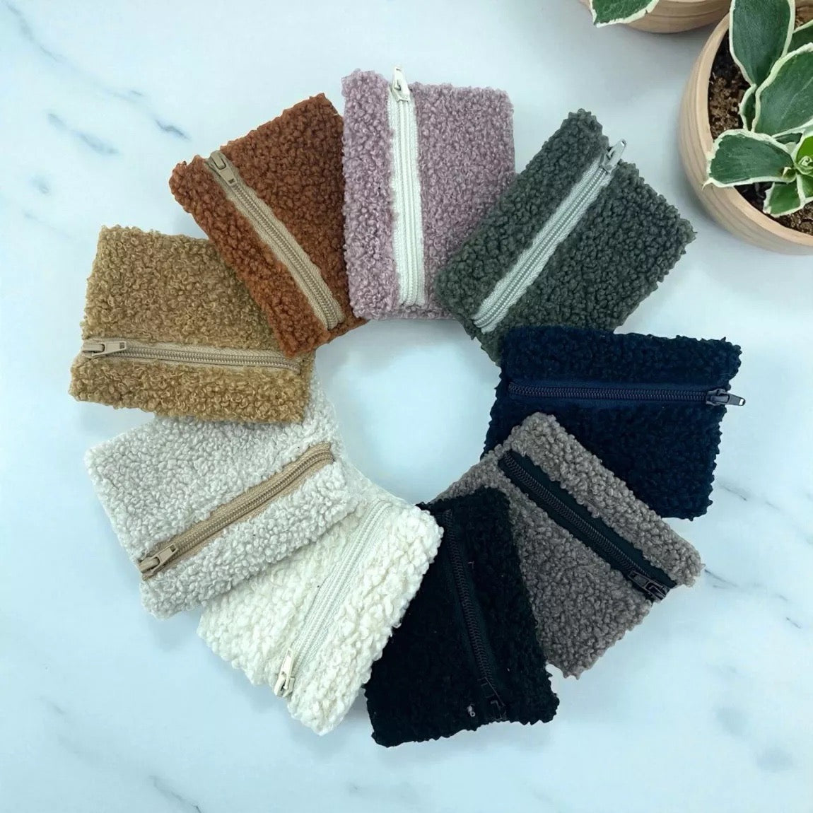 Porte monnaie bouclette (coloris au choix)