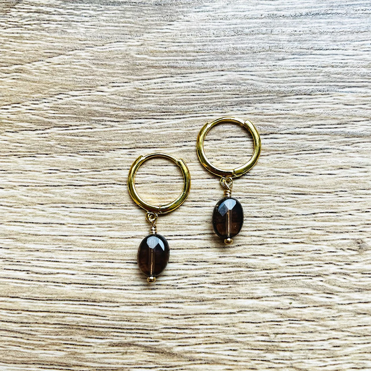 Créoles avec pierres semi-précieuses