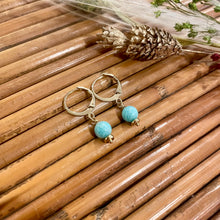 Charger l&#39;image dans la galerie, Boucles d&#39;oreilles Sakura pendantes amazonite
