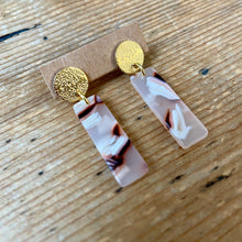 Charger l&#39;image dans la galerie, Boucles d’oreilles Charlie beiges
