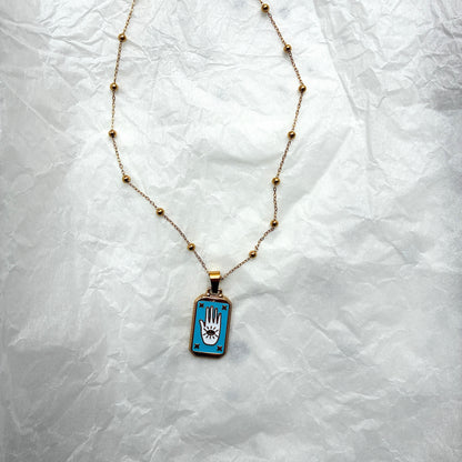Collier Main bleu ciel