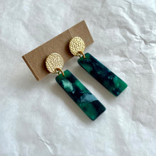 Charger l&#39;image dans la galerie, Boucles d’oreilles Charlie vertes
