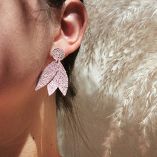 Charger l&#39;image dans la galerie, Boucles d&#39;oreilles Lydie rose brillant
