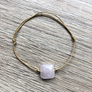 Bracelet Mia doré avec pierres semi-précieuses