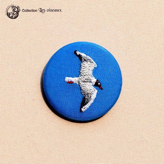 Broche petit format La mouette rieuse