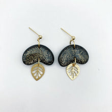 Charger l&#39;image dans la galerie, Boucles d’oreilles Nanette noir
