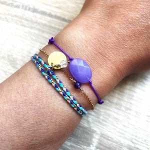 Coffret de bracelets violets avec pierres semi-précieuses