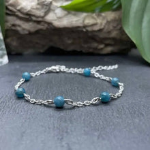 Charger l&#39;image dans la galerie, Bracelet argenté Anthéa avec pierres semi-précieuses
