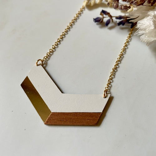 Collier en formica blanc - Do you speak français ?
